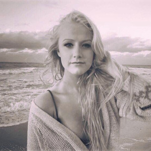 马和儿子操逼的
